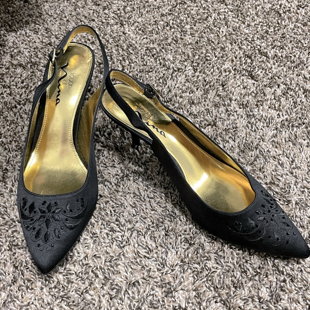 Black satin 8.5 Touch of Nina sling back heels!